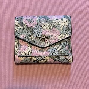 Coach WYN Small Wallet- Floral Pattern